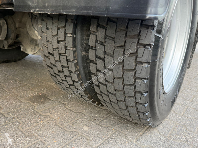 شاحنة Iveco Euro Cargo 120E220