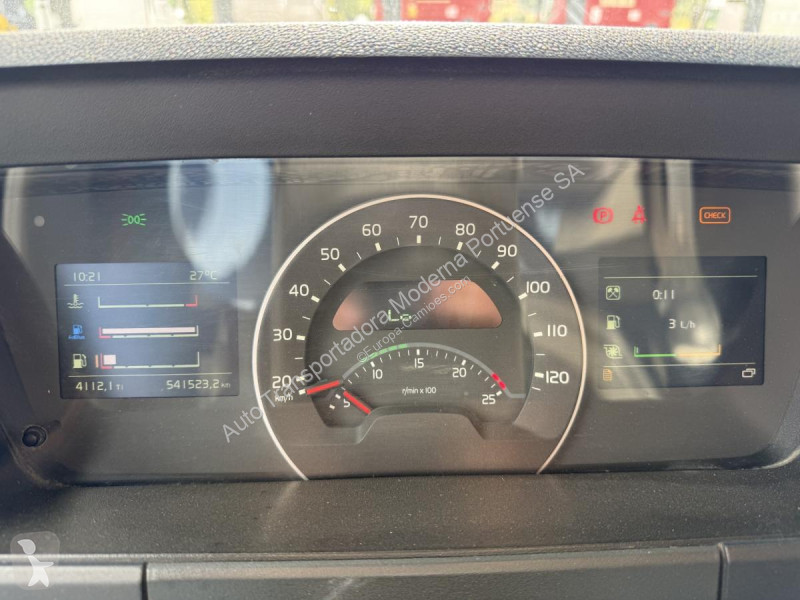 Lastbil Volvo 420