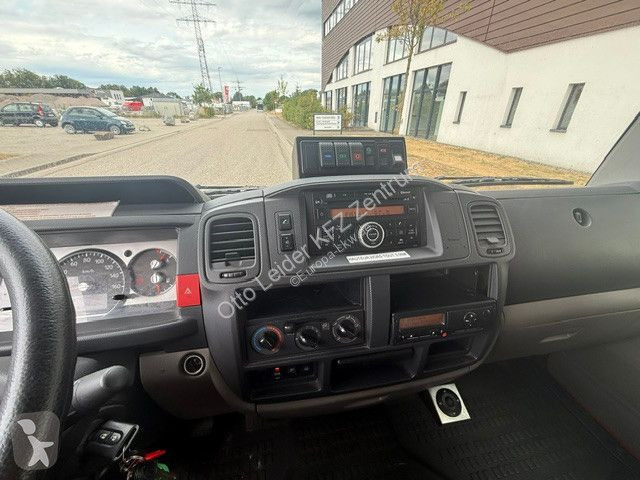 Camion Renault 3.0 dCi Koffer Nur 67.000 km