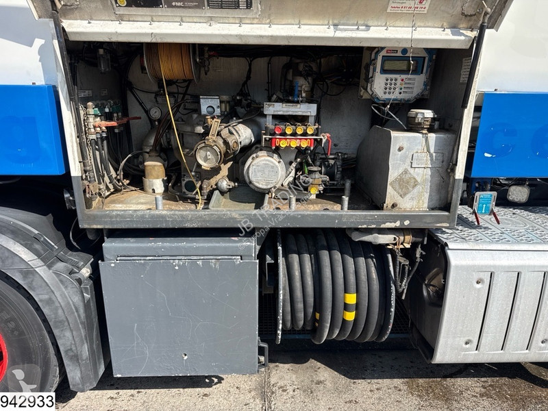 شاحنة Mercedes 1842 EURO 6, ADR, FUEL, 14600...