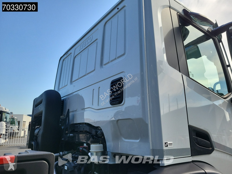 شاحنة Iveco SWay NP 400 8X2 NEW UNUSED CNG CIFA...
