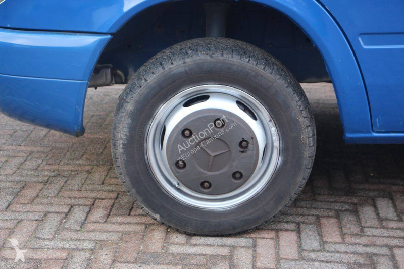 Camion Mercedes 904.6