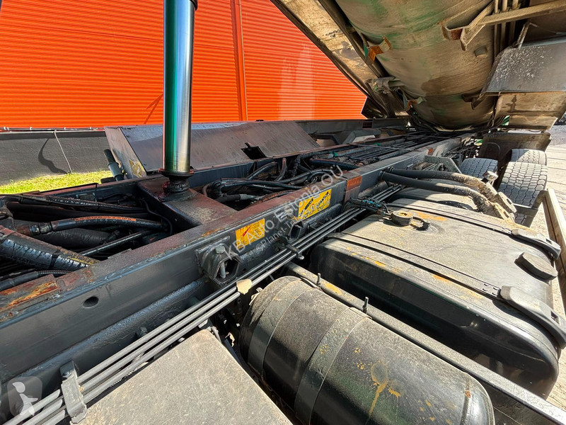 Vehículo de limpieza viaria Scania 124 6x2*4...
