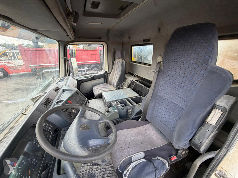 Camión Mercedes 4140 Chassis Cabine - 8x4 -...