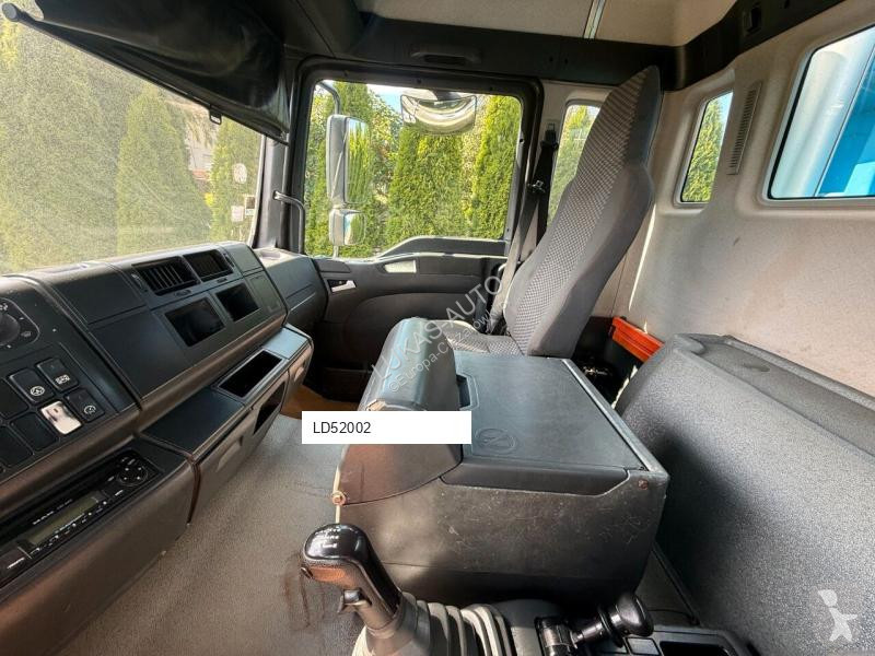 Vrachtwagen MAN TGA 35.430