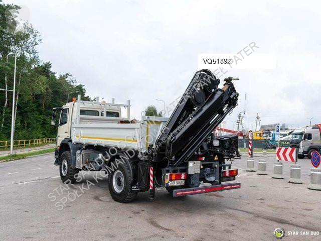 Vrachtwagen Mercedes 166