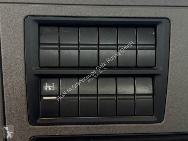 Vrachtwagen MAN 26.460 6x4 | HYVA hydr....