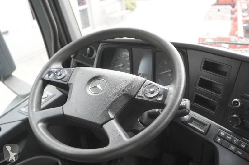 Vrachtwagen Mercedes