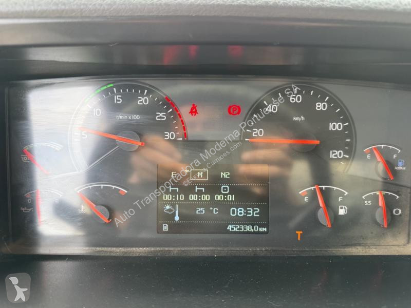 Camion Volvo 420