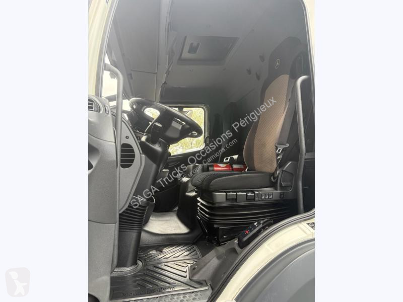 Kamion Mercedes 1218 Fourgon ClassicSpace 2.30M