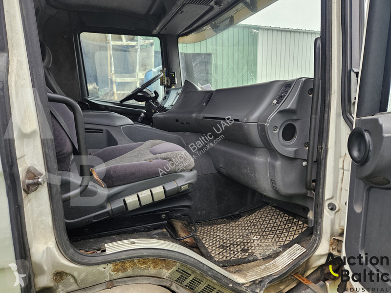 Camion Scania P 94 B