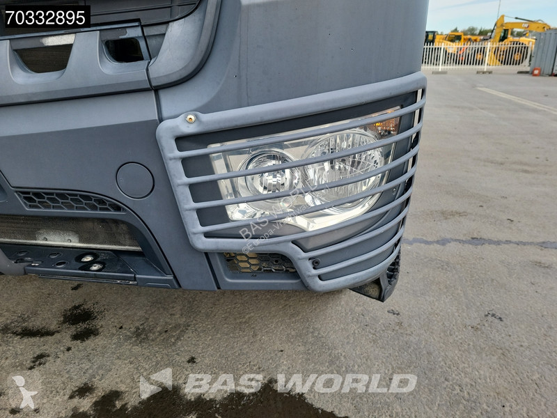 Vrachtwagen Mercedes 3245 8X4 16m3 tipper...