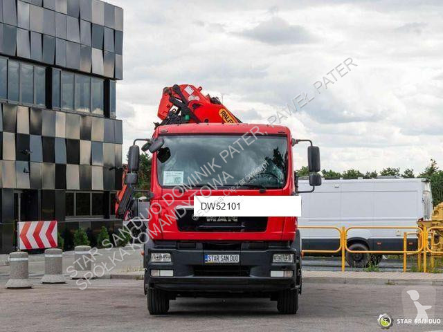 Vrachtwagen MAN PK 26002 EH