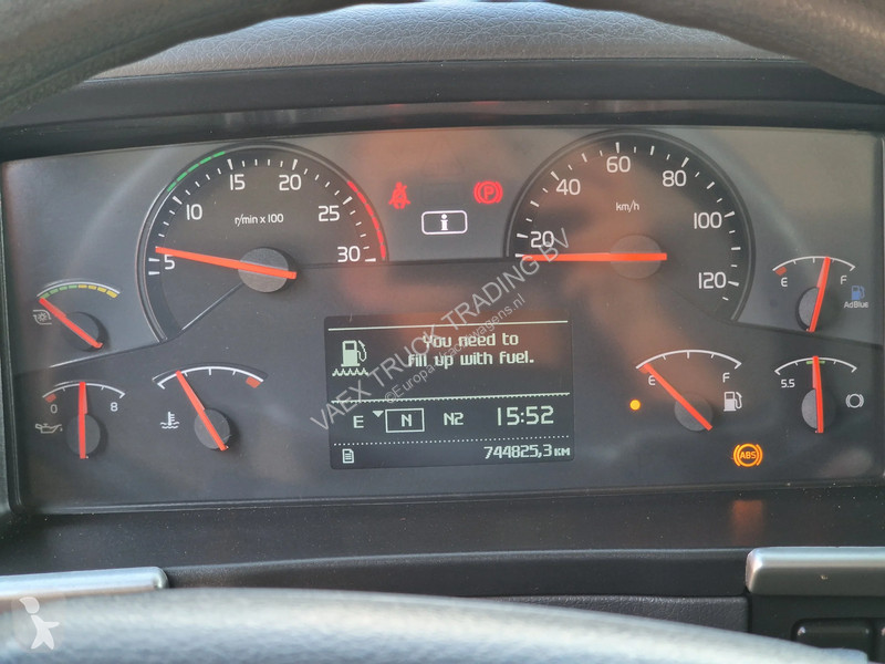 Camión Volvo 330 4x2 - Frigoblock frigo - Zepro...
