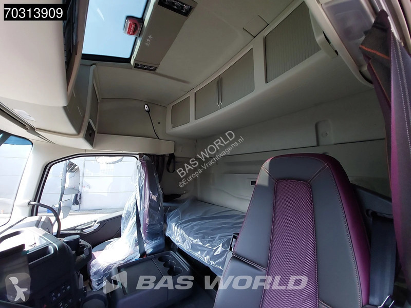 Camión Volvo 500 8X4 COMING SOON! NEW Palfinger...