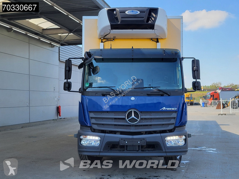Camión Mercedes 1523 4X2 15t Carrier Supra 850...