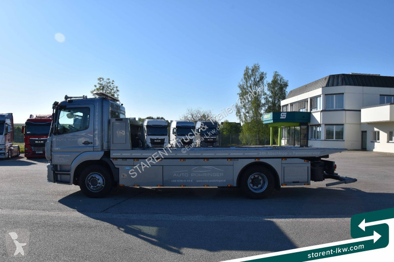 Camion Mercedes 1330L 4x2 Abschleppwagen...