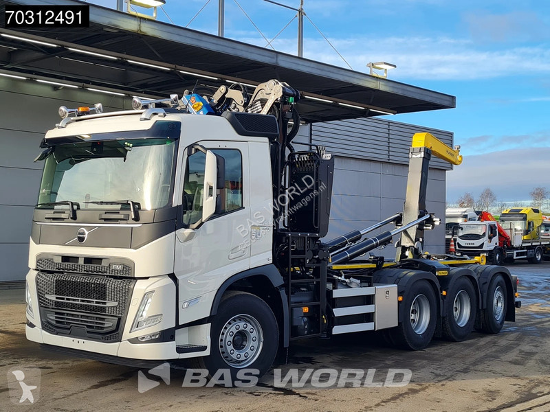 Camion Volvo 8X4 COMING SOON! NEW Palfinger...