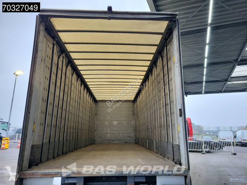 Camión Mercedes 2633 6X2 Curtainsides 2500kg...