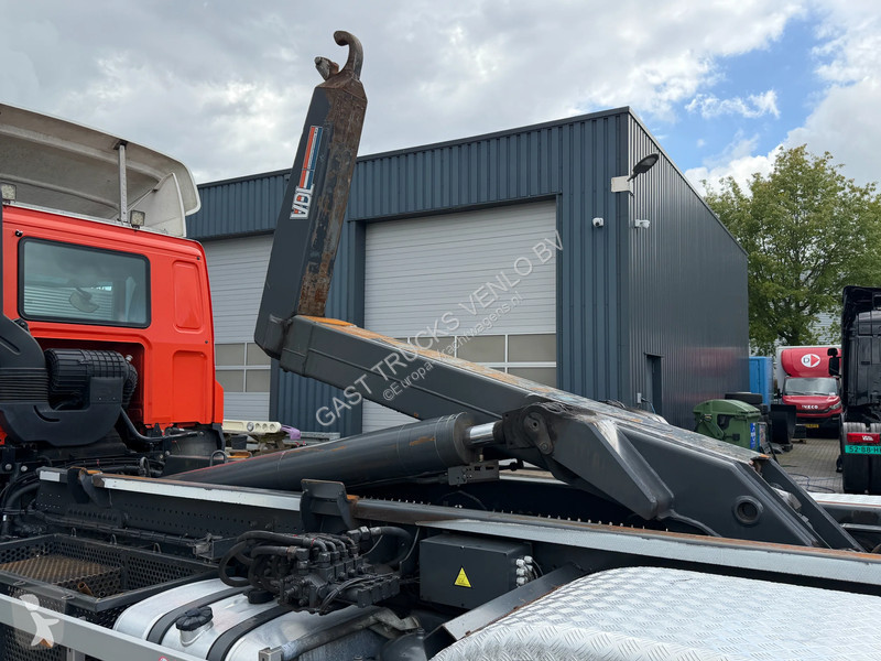 Vrachtwagen DAF 430 6x2 VDL 25T Haakarm *332...