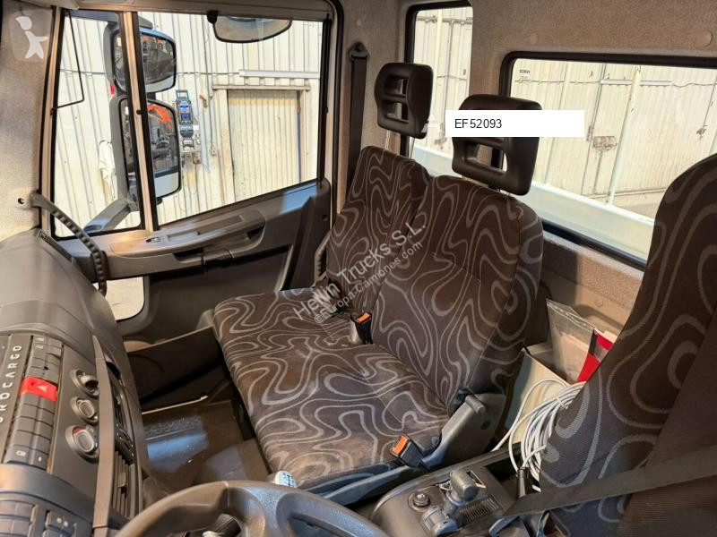 Vrachtwagen Iveco PK18002EH