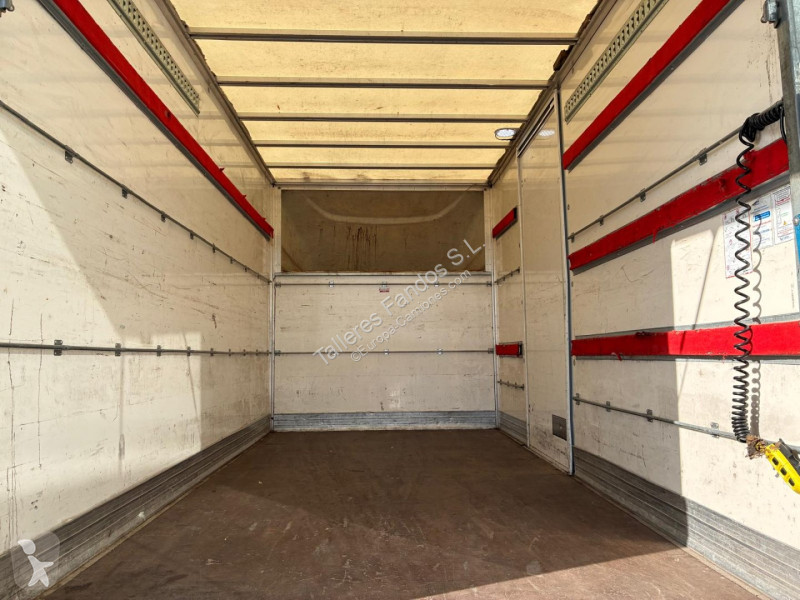 Vrachtwagen Iveco  35C16 3.0 20m3