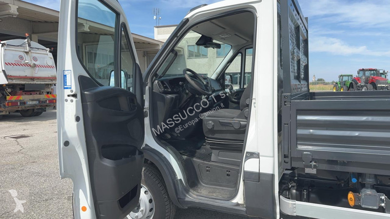 Camión Iveco DAILY 60-150 4x2