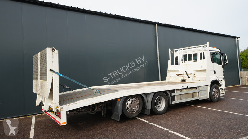 Camión MAN 26.330 6x2 car/machine transport...