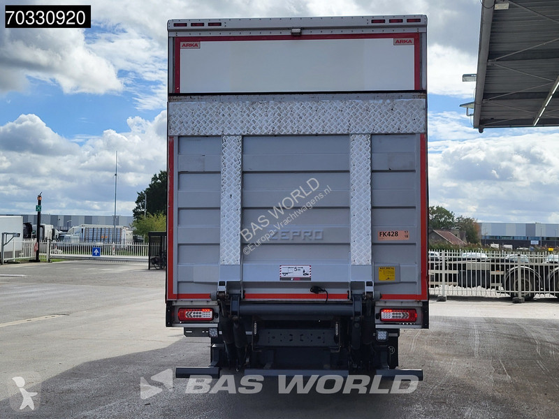 Camión Volvo 280 4X2 19tonner 2000kg...