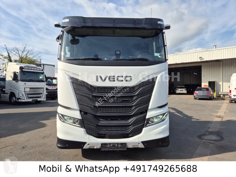 Kamion Iveco S-Way AS FP VDL P14...