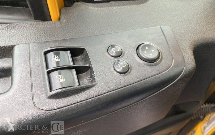 Porte engins Iveco