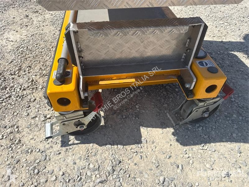 升降机 JLG ECOLIFT Vertical Mast Lift