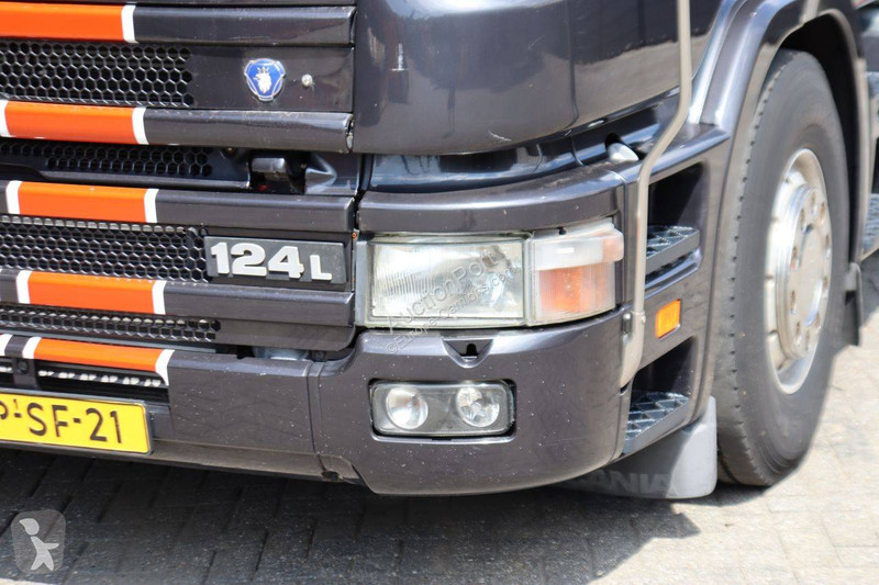 Camión Scania T124 A4X2 NA 470