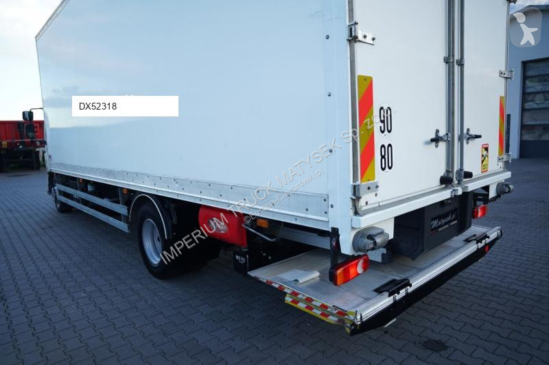 Camión Volvo FL 250 / KONTENER 7,8 M / 4x2 /...