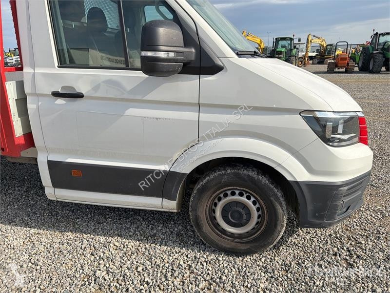 Volkswagen CRAFTER 35 Flatbed Truck truck