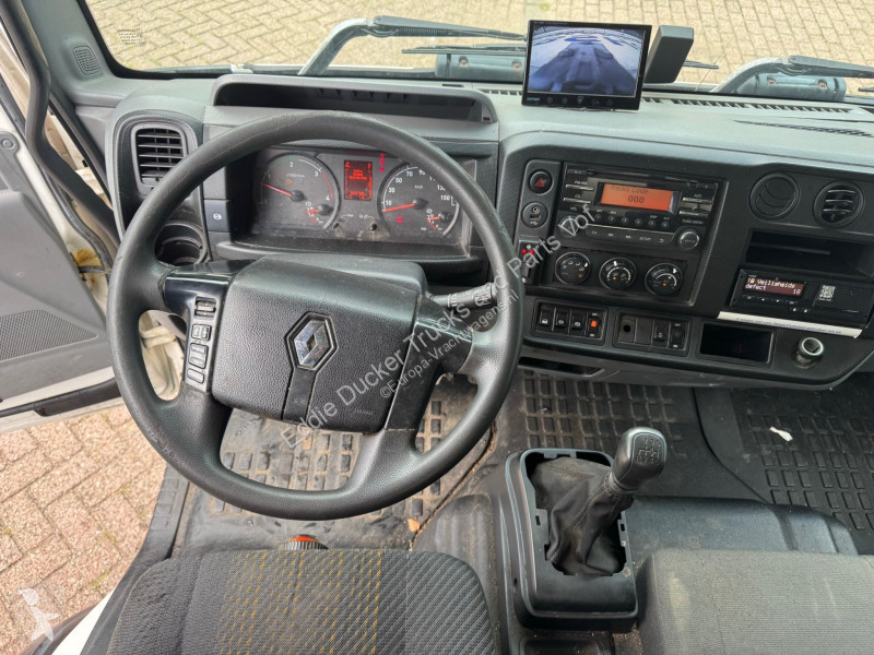 Kamion Renault D 7.5 EURO 6 / MANUAL