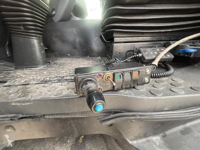 Kamion Mercedes 6X2 essieu relevable ACTR0S 2544
