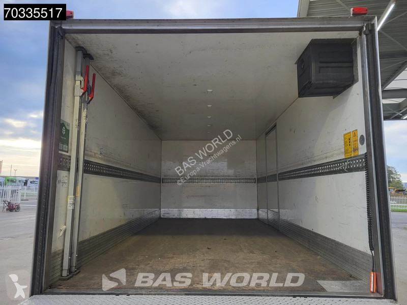 Kamion Mercedes 818 4X2 8tonner 1500kg...