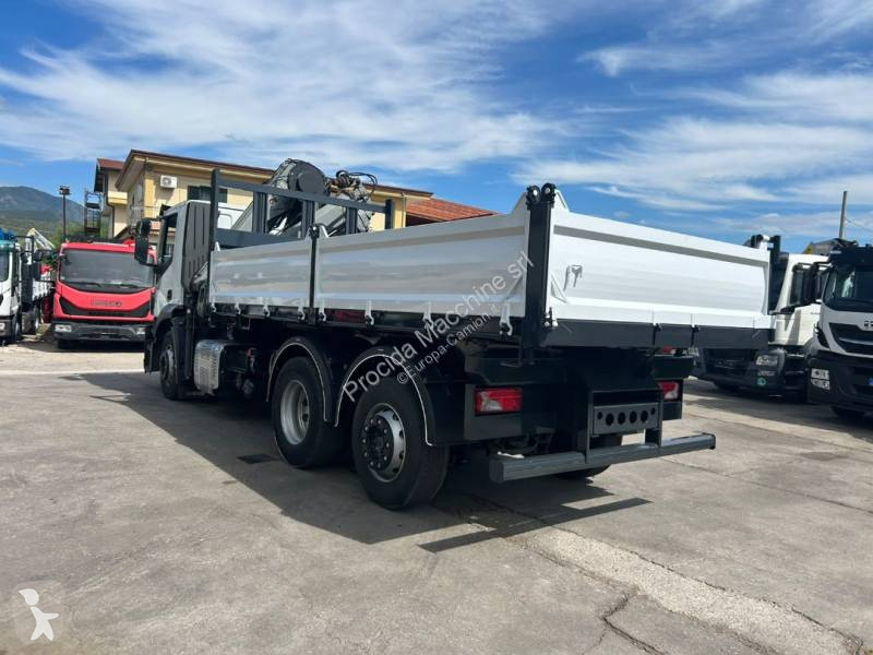 Kamion Iveco AD 260 S 31 X/P