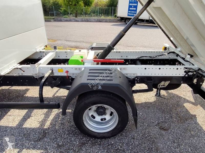 Iveco  truck