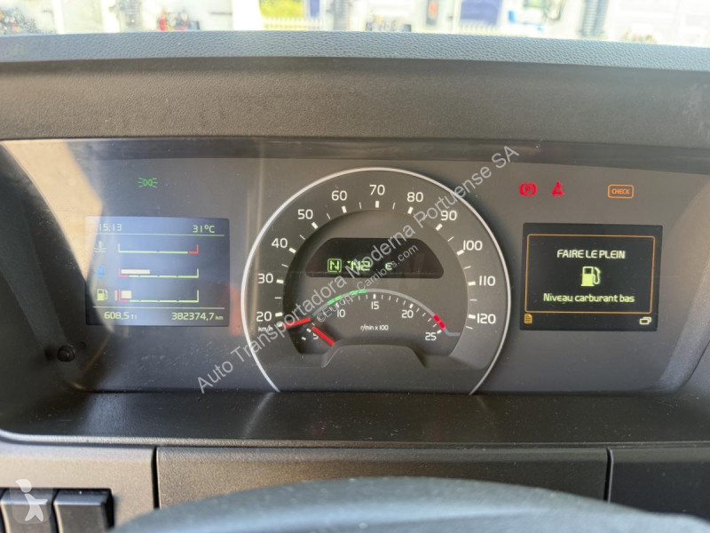 Camión Volvo 460