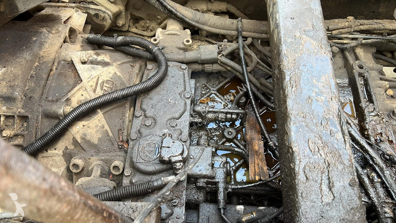 Camión Renault KERAX  (BOITE MANUELLE / MANUAL...