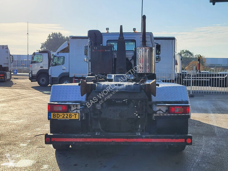 Camión Volvo 460
