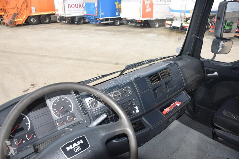 Camion MAN 26.350