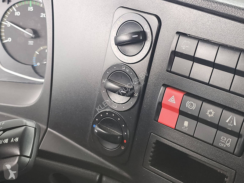 Camión Mercedes ATEGO 1227 LIFT AIRCO