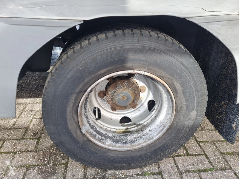 Camión Mercedes 1224 BLUETEC 5/ Koffer/ LBW/ Klima