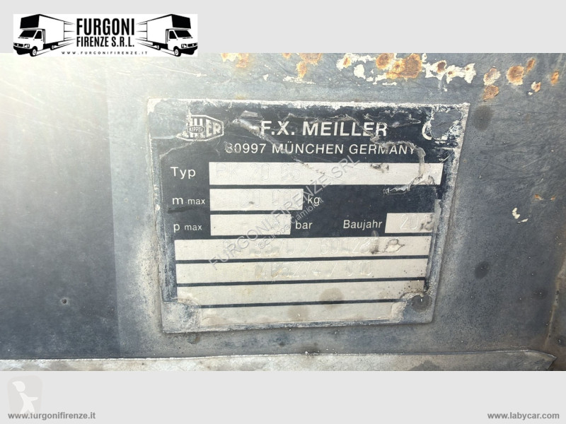 Грузовик Volvo TRUCK D7E320 Altri Modelli