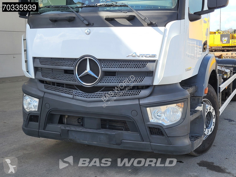 Camion Mercedes 1830 4X2 Palfinger T15-31 MPA...