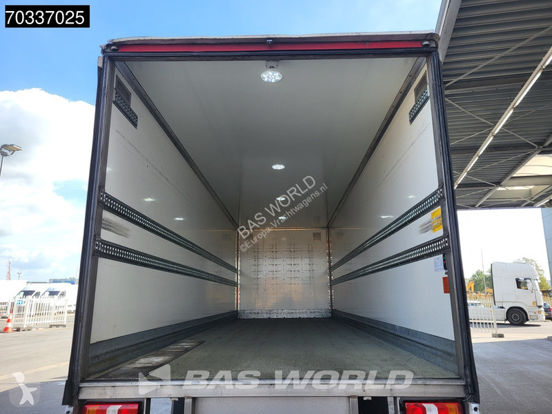 Camion Mercedes 2124 4X2 2t Tailgate 6-Cylinder...