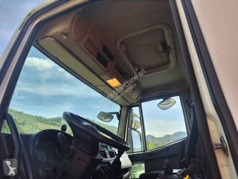 Camion Iveco 150 E 22